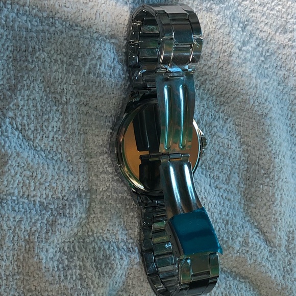 Sold - Picture 3 of 4